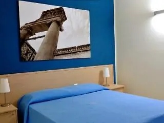 Empedocle Hotell *