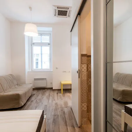 Empedocle Hotel *